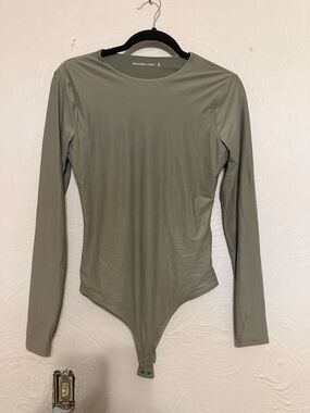 Abercrombie & Fitch body suit